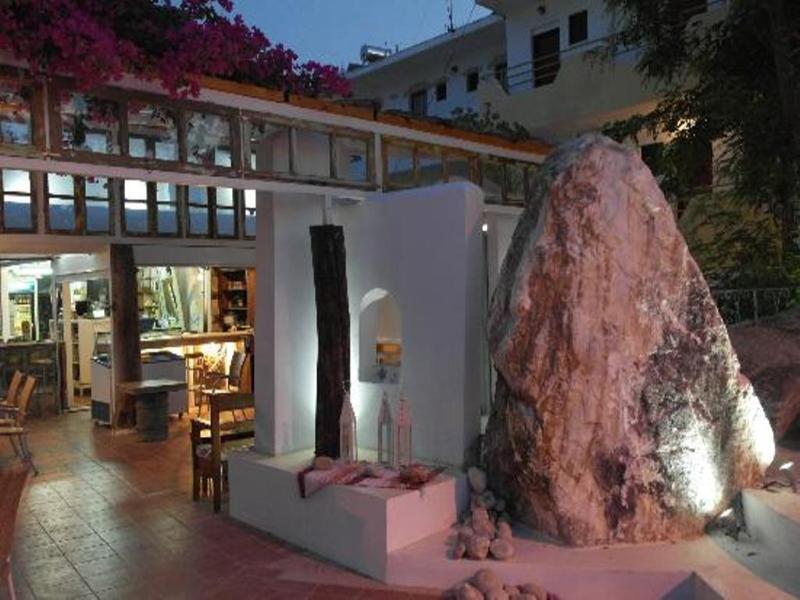 פליראקי Gorgona Studios מראה חיצוני תמונה