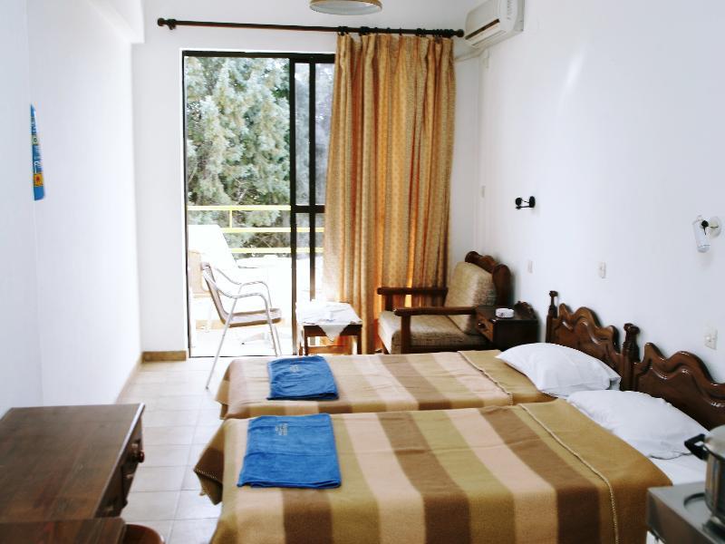 פליראקי Gorgona Studios מראה חיצוני תמונה